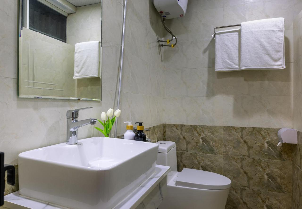 Cat Ba Hongkong Hotel Dong Khe Sau Exterior foto